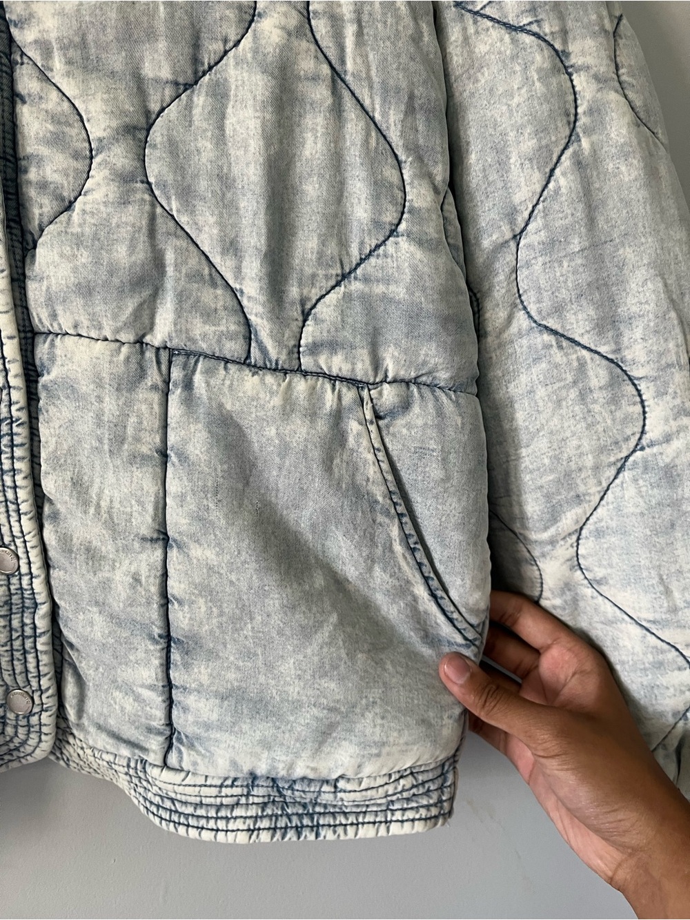 Light Gray denim wash boho Quilted Women's Jacket - Picture 6 of 14